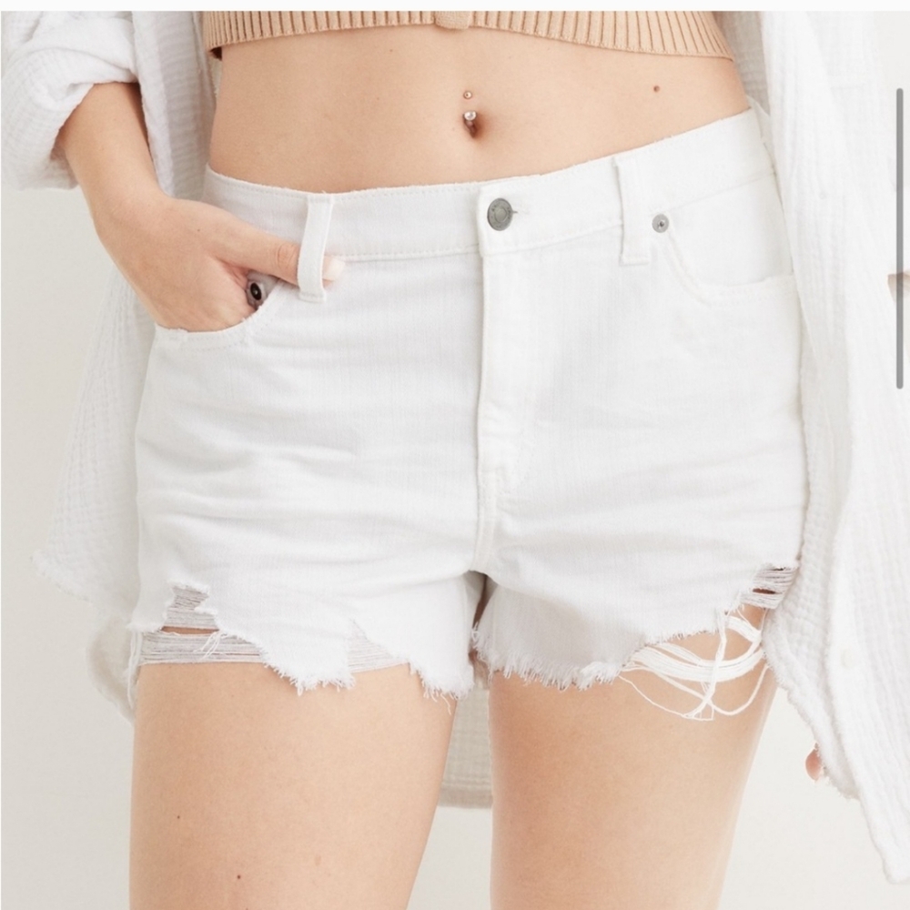 Aerie Daydream White Denim Short Size L